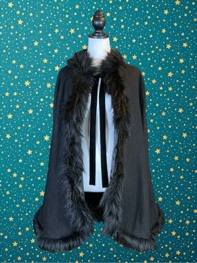 Collectif NWT Retro Glam Pin-Up Goth Victorian Coquette Faux Fur Black Cape XS/S